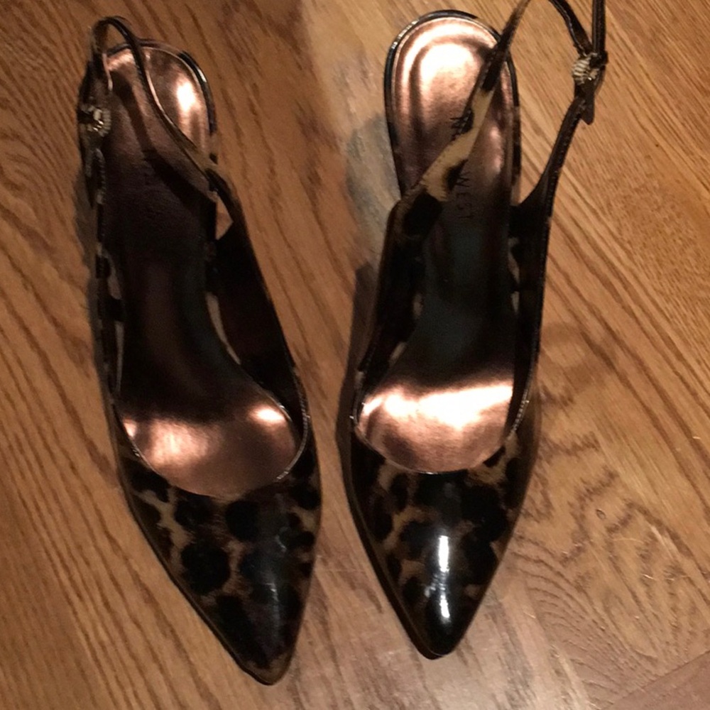 Leopard print patent 9 West sling backs